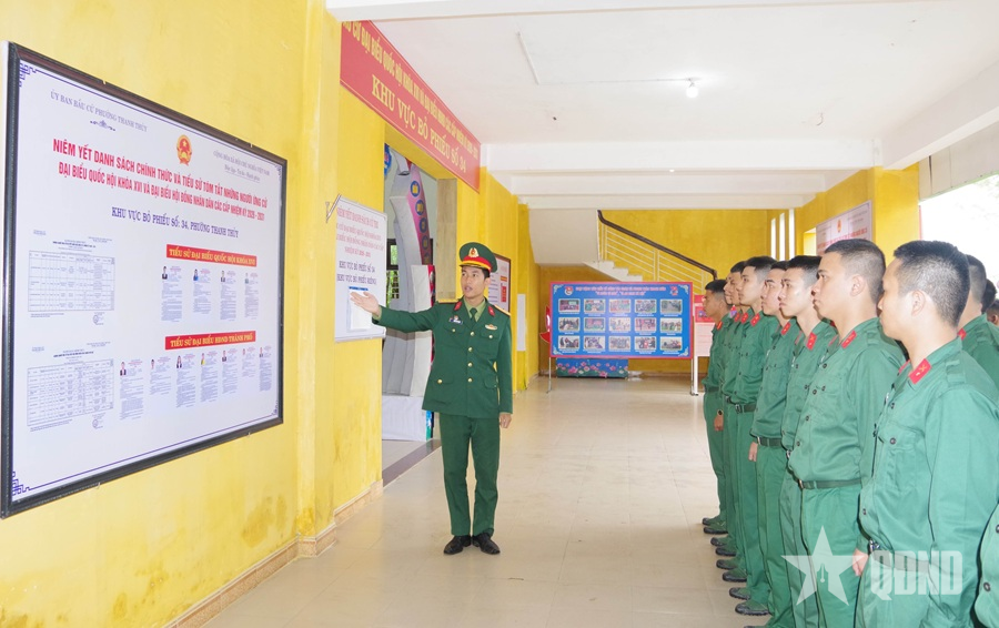 Cán bộ, chiến sĩ LLVT TP Huế háo hức hướng về ngày hội lớn của dân tộc